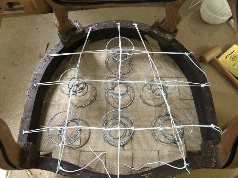 Fauteuil type Louis XV relooké | CoeurDeBois