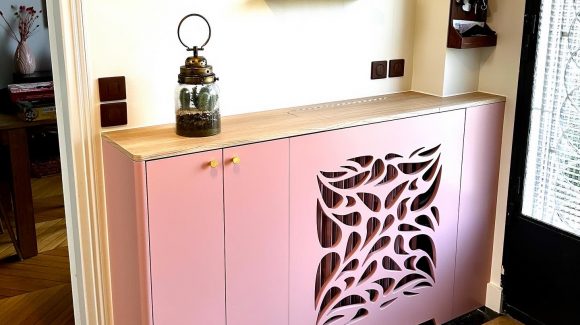 Meuble d’entrée rose