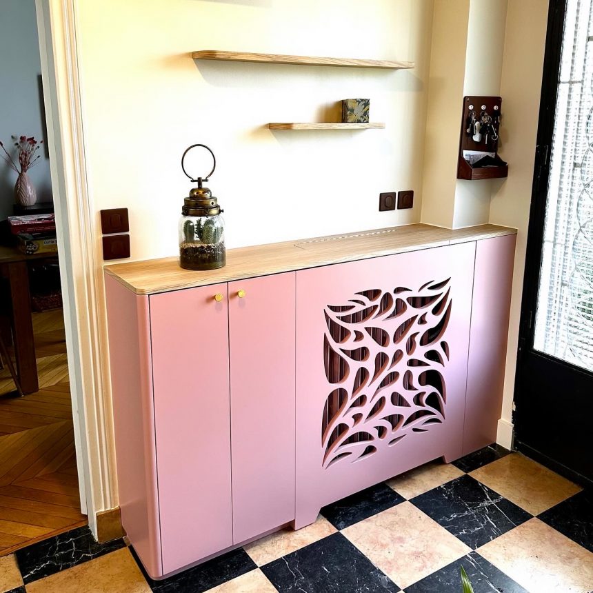 Meuble d’entrée rose