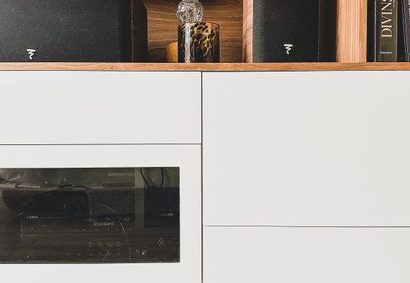 MeubleTV blanc et noyer