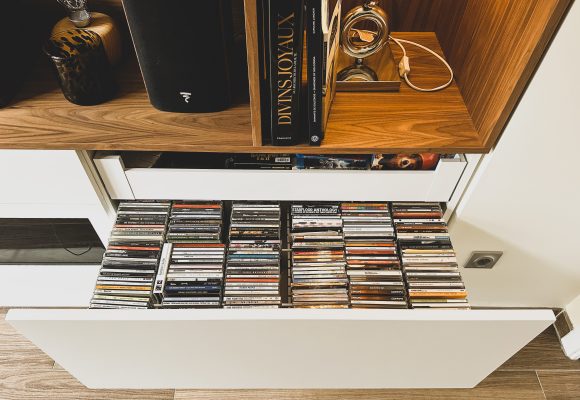 MeubleTV blanc et noyer